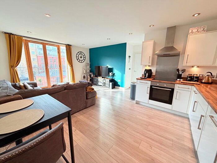 2 Bedroom Flat For Sale In Cornwood House, Cornwood Lane, Dickens Heath, B90