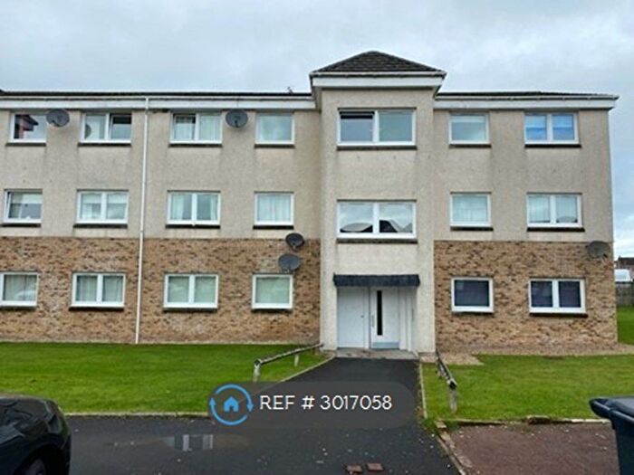 2 Bedroom Flat To Rent In Sanderling, Lesmahagow, Lanark, ML11