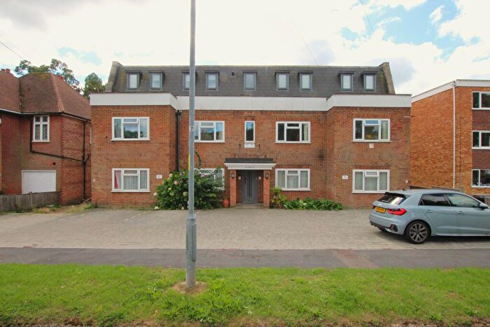 2 Bedroom Flat For Sale In Solent Road, Drayton, Portsmouth, PO6