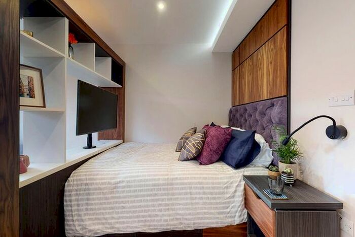 Studio To Rent In Wade Lane, Leeds, LS2