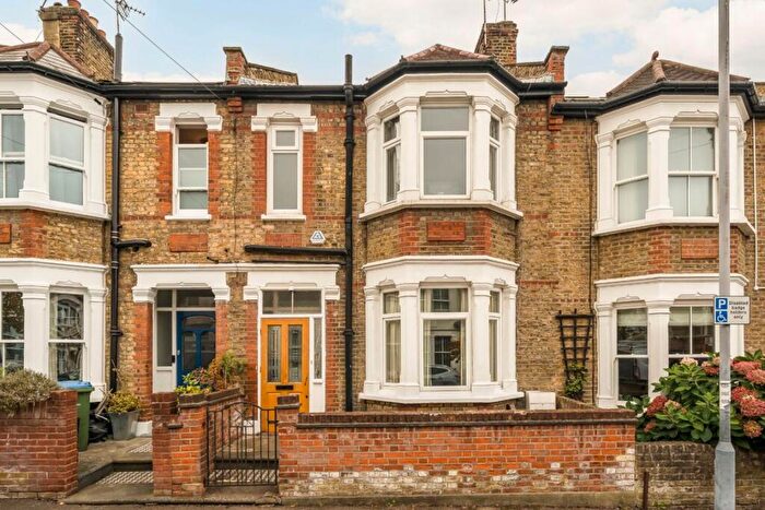 3 Bedroom Terraced House For Sale In Sandtoft Road, Charlton, SE7