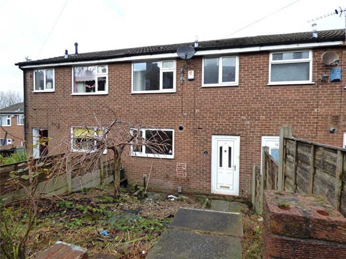 3 Bedroom Terraced House For Sale In Newbreak Close, Oldham, Greater Manchester, OL4