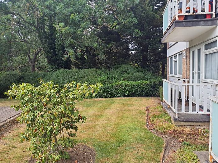 3 Bedroom Maisonette To Rent In Talisman Way, Wembley, HA9