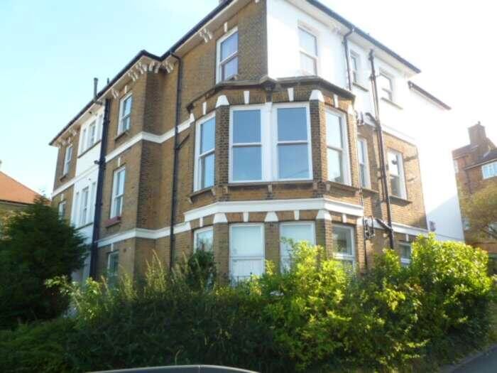 2 Bedroom Apartment To Rent In Cantwell Road, Plumstead, SE18