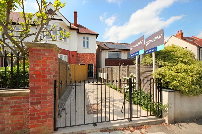 2 Bedroom Flat For Sale In Woodfield Road, London, W5