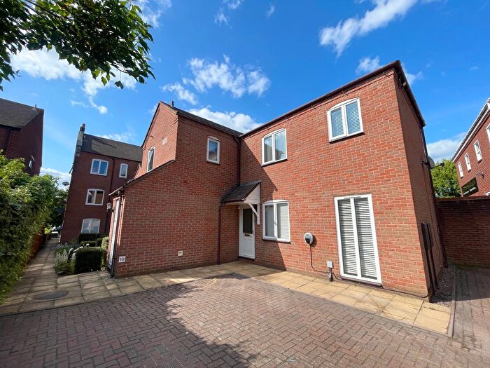 2 Bedroom Property To Rent In St. Chads Court, Lichfield, WS13