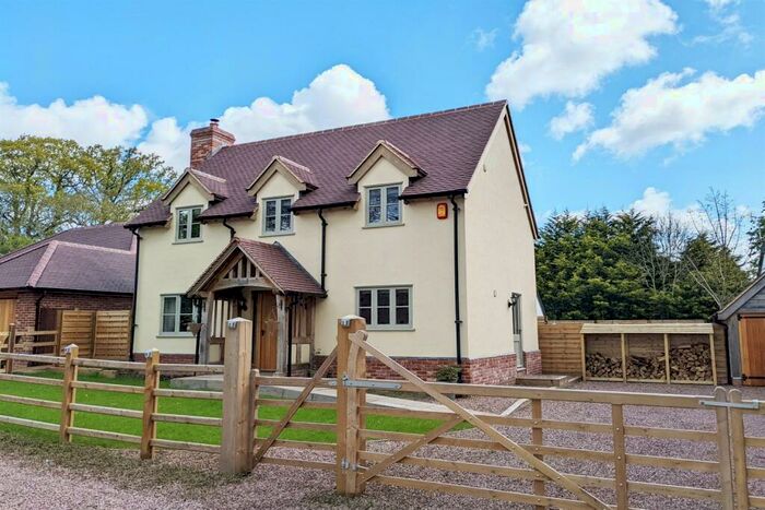 3 Bedroom Detached House For Sale In The Firs, Winforton, Hereford, HR3