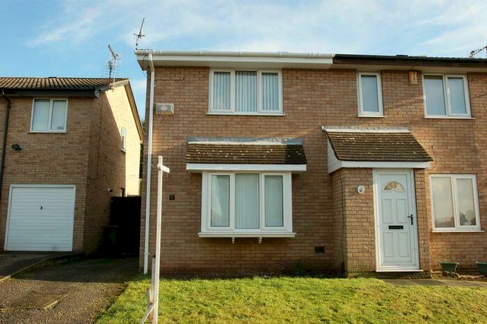 2 Bedroom House To Rent In Quantock Close, Warren Hill, NG5