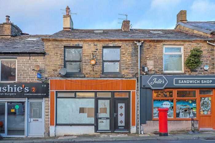 1 Bedroom Terraced House For Sale In Burnley Road, Rossendale, BB4