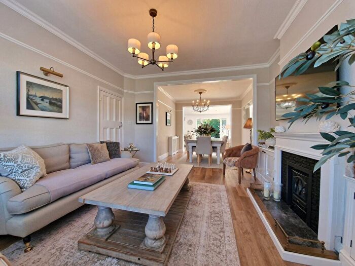 3 Bedroom Terraced House For Sale In Greenhill, Sutton, Surrey, SM1