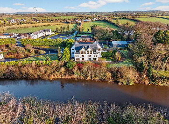 5 Bedroom Semi-Detached House For Sale In Loughan Road, Coleraine, BT52