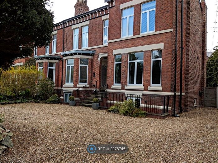 1 Bedroom Flat To Rent In Whitelow Road, Manchester, M21