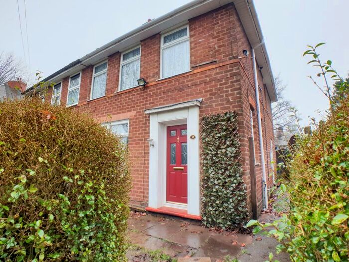 3 Bedroom End Of Terrace House To Rent In Princethorpe Road, Birmingham, B29