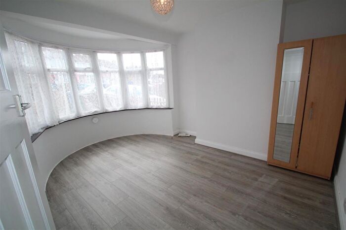 1 Bedroom Maisonette To Rent In Stroud Gate, Harrow, HA2