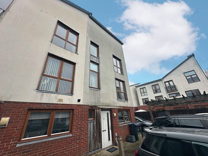 4 Bedroom Property To Rent In Great Mead, Chippenham, SN15