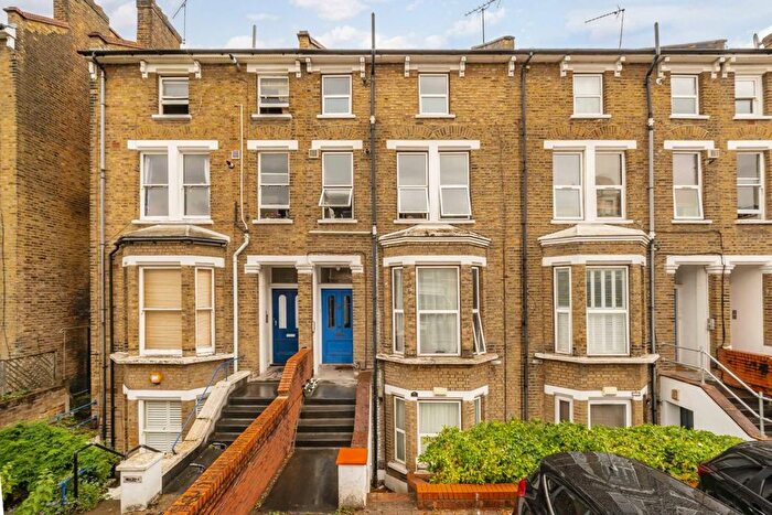 1 Bedroom Flat For Sale In The Grove, Ealing, W5