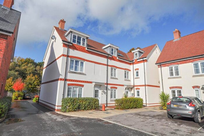 1 Bedroom Flat To Rent In Tarrant Close, Wimborne, BH21