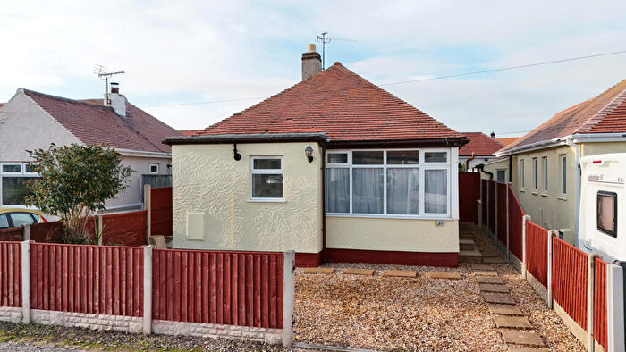2 Bedroom Bungalow For Sale In Aled Gardens, Kinmel Bay, LL18