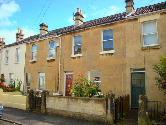 3 Bedroom House To Rent In Dorset Street, BA2