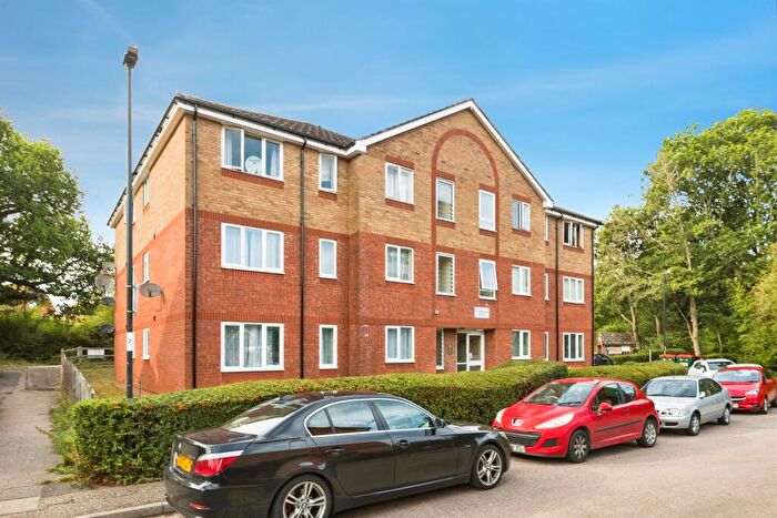 1 Bedroom Apartment For Sale In Chetwood Road, Crawley, RH11