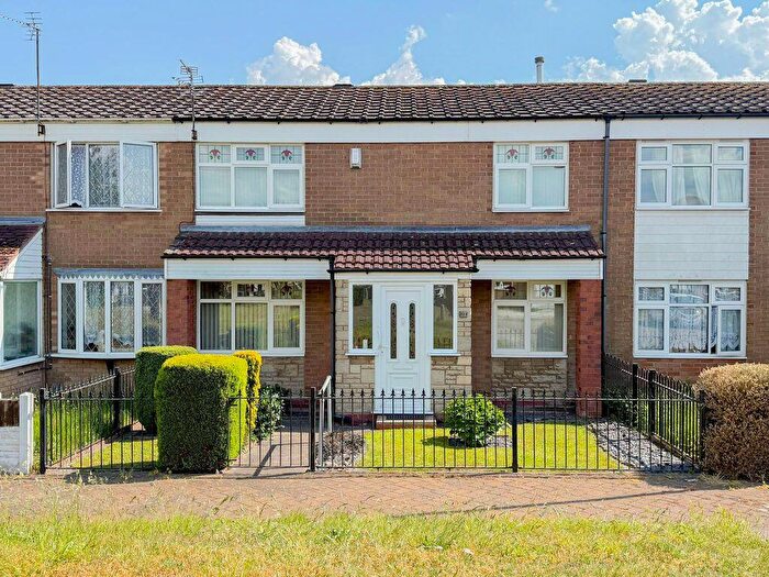 3 Bedroom Terraced House For Sale In Howes Croft, Birmingham, B35