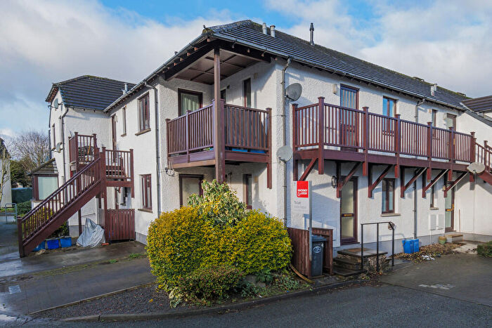 2 Bedroom Flat To Rent In Howe Bank Close, Kendal, LA9