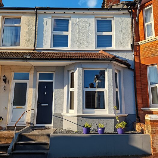 3 Bedroom Terraced House For Sale In Sidley Street, Bexhill On Sea, TN39
