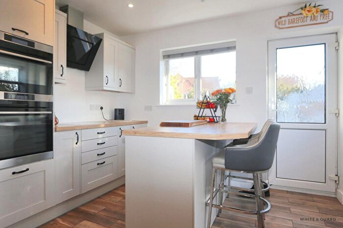 3 Bedroom Semi-Detached Bungalow For Sale In Forest Gardens, Waltham Chase, SO32