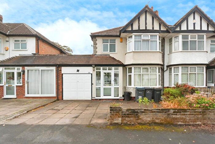 3 Bedroom Semi-Detached House For Sale In Gresham Road, Birmingham, West Midlands, B28
