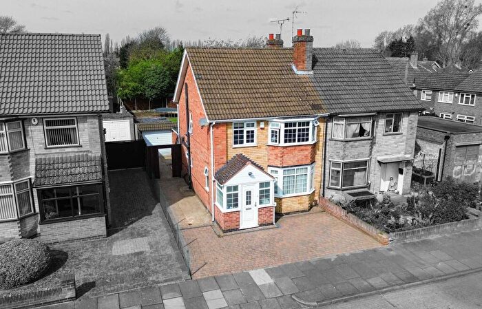 3 Bedroom Semi Detached House For Sale In Lamborne Road, West Knighton, Leicester, LE2