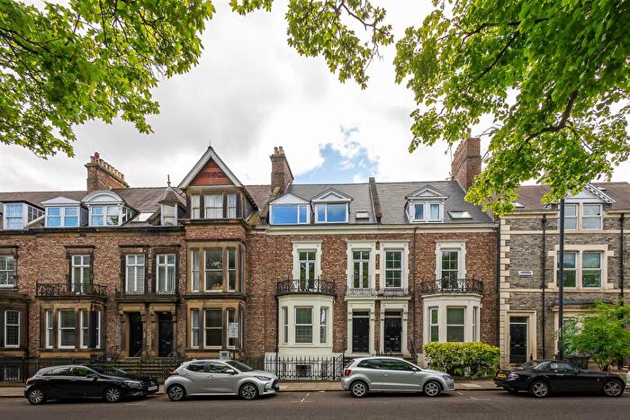2 Bedroom Flat For Sale In Claremont Terrace, Spital Tongues, Newcastle Upon Tyne, NE2