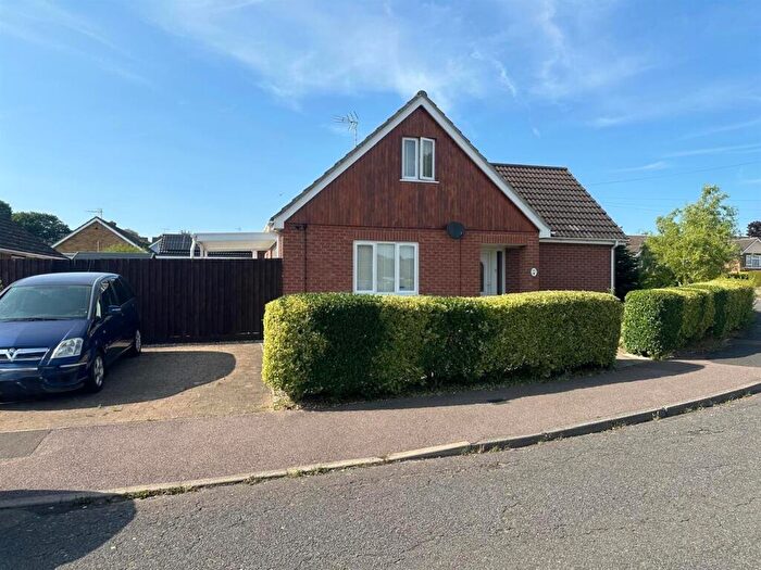 2 Bedroom Detached Bungalow For Sale In Eddowes Road, Barham, Ipswich, IP6