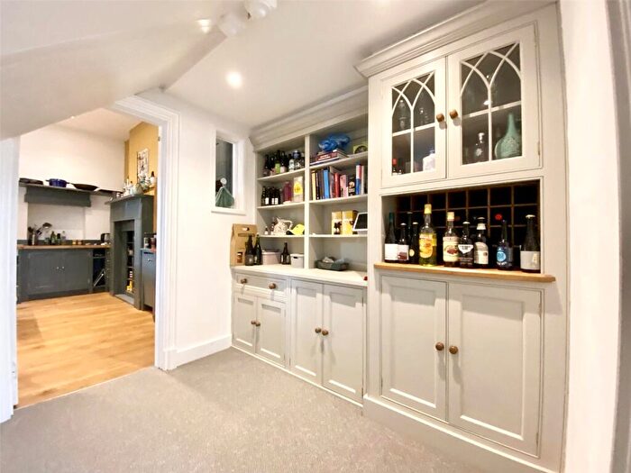 2 Bedroom Apartment To Rent In Henleaze, Henleaze Road, BS9