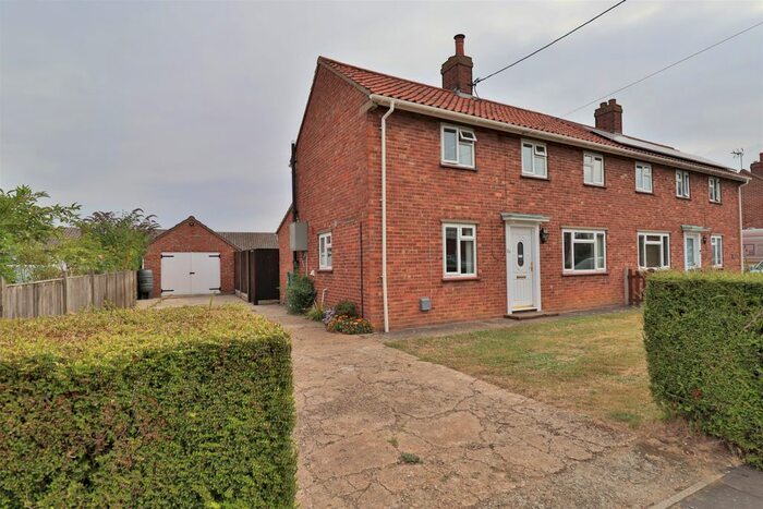 3 Bedroom Semi-Detached House For Sale In Julians Way, Pulham Market, Diss, IP21