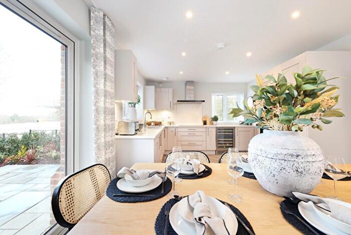 3 Bedroom Semi-Detached House For Sale In Scotland Lane, Haslemere, GU27