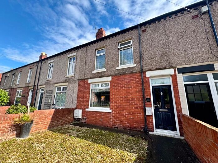 3 Bedroom Terraced House For Sale In Dene Street, Holywell, NE25