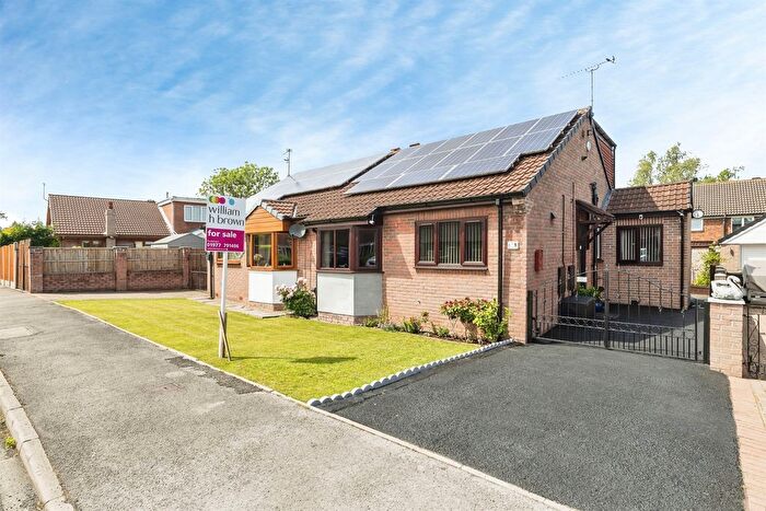 3 Bedroom Semi-Detached Bungalow For Sale In Brooksfield, South Kirkby, Pontefract, WF9