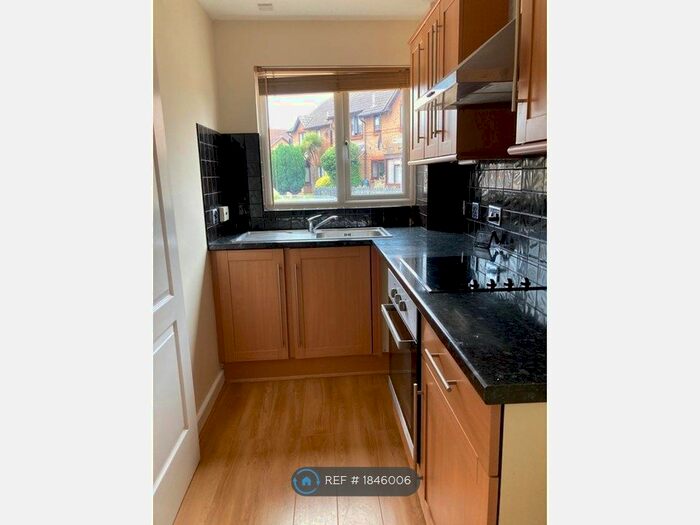 1 Bedroom End Of Terrace House To Rent In Caversham Avenue, Southend On Sea, SS3