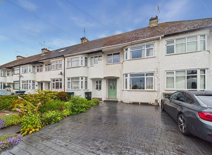 3 Bedroom Terraced House For Sale In Prince Of Wales Road, Chapelfields, Coventry, CV5