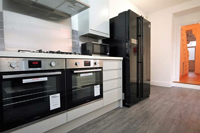 8 Bedroom Terraced House To Rent In Sunbury Avenue, Jesmond, NE2