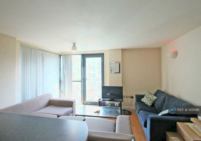 2 Bedroom Flat To Rent In Velocity East, Leeds, LS11