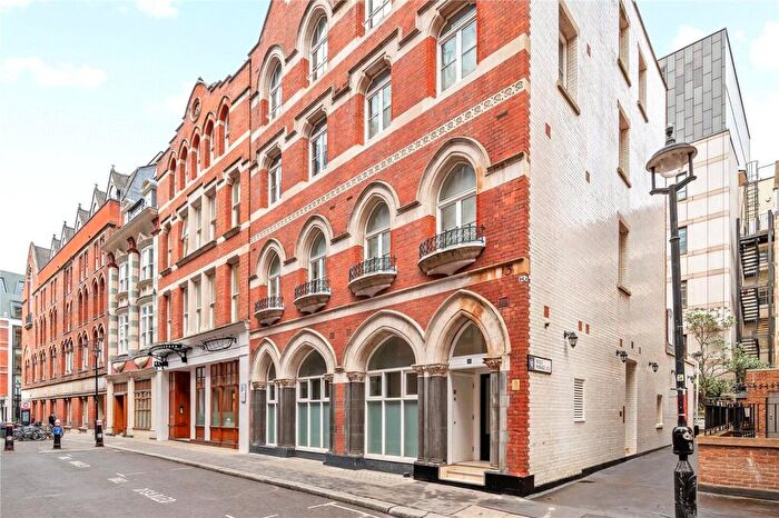 2 Bedroom Apartment For Sale In Bream's Buildings, London, EC4A