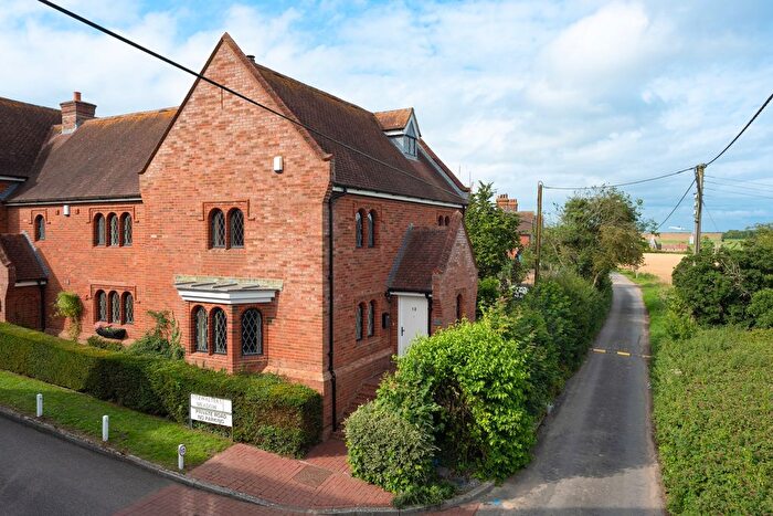 3 Bedroom End Terrace House For Sale In Fitzwalters Meadow, Goodnestone, CT3