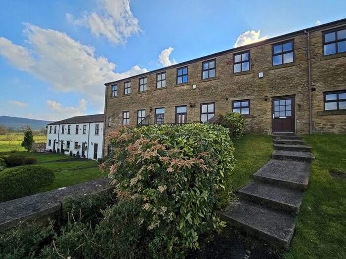 2 Bedroom Mews For Sale In Goose Lane Cottages, Goose Lane, Chipping, PR3