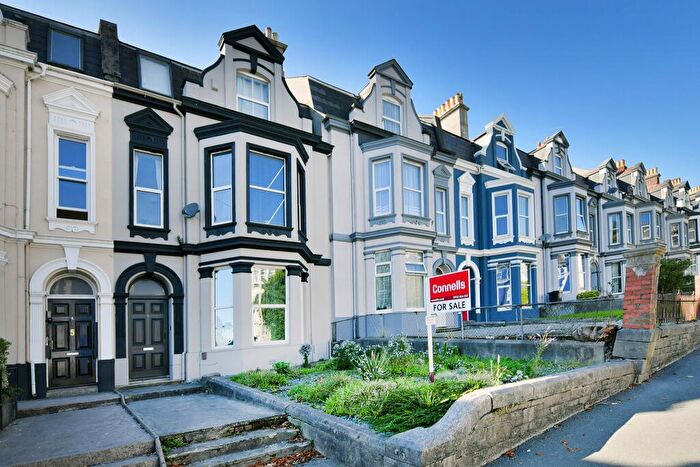 3 Bedroom Flat For Sale In Whitefield Terrace, Plymouth, PL4