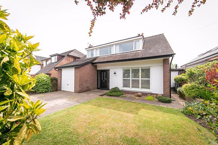4 Bedroom Detached Bungalow For Sale In No., Longhouse Lane, Poulton-le-Fylde, Lancs, FY6