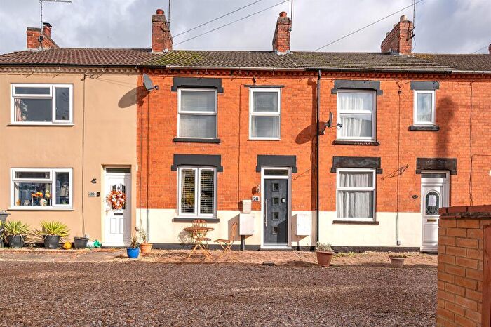 2 Bedroom Terraced House For Sale In Mansefield Close, Desborough, Kettering, NN14