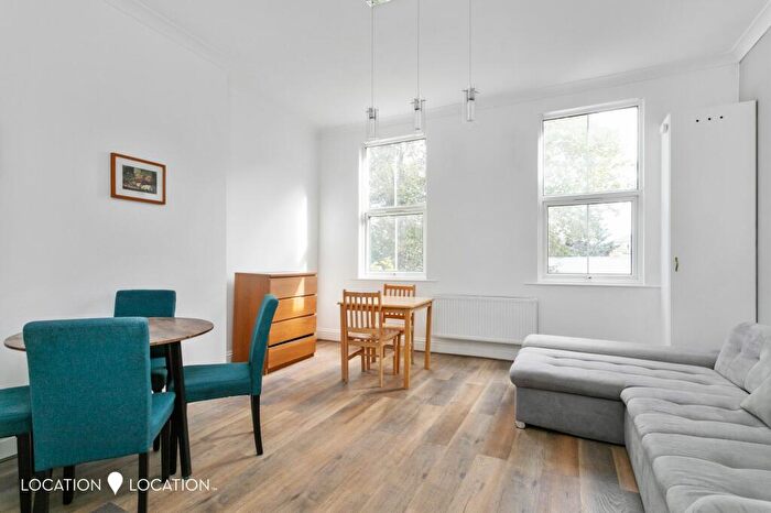 2 Bedroom Flat To Rent In Evering Road, London, E5