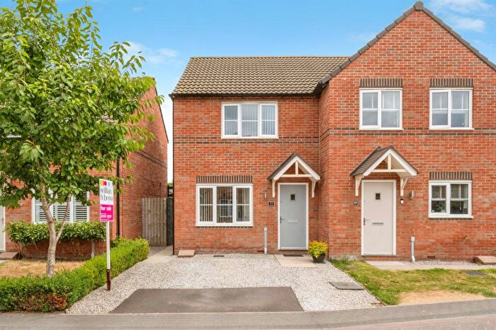 2 Bedroom Semi-Detached House For Sale In Pickhills Grove, Goldthorpe, Rotherham, S63