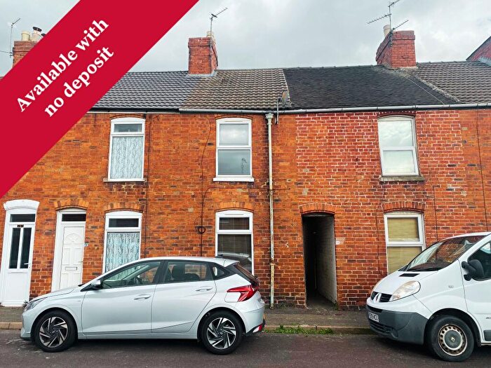 2 Bedroom Terraced House To Rent In New Street, Grantham, NG31